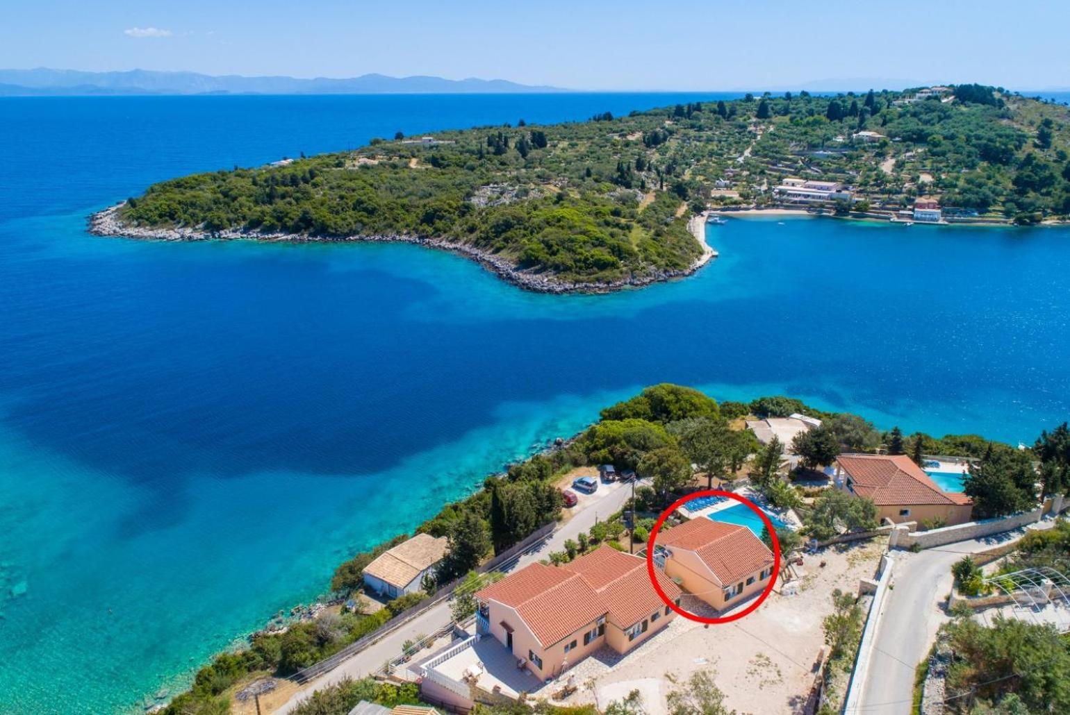 Dolphin Villa 1 Porto Ozias Buitenkant foto